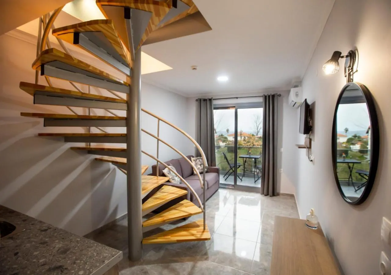 Artemida Suites Hanioti Guest house